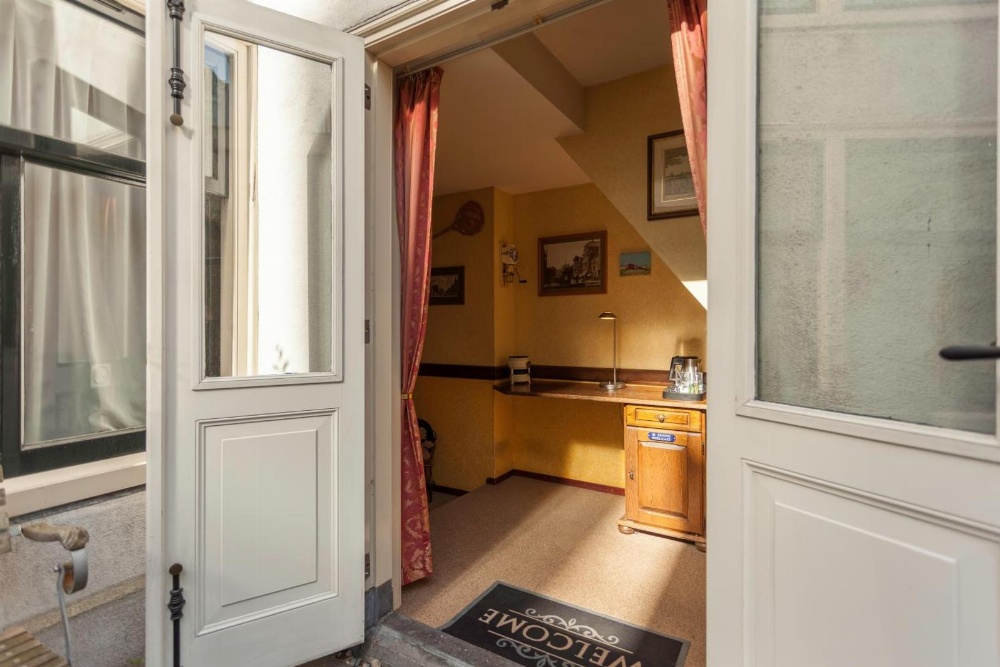 A-Train Hotel Main image